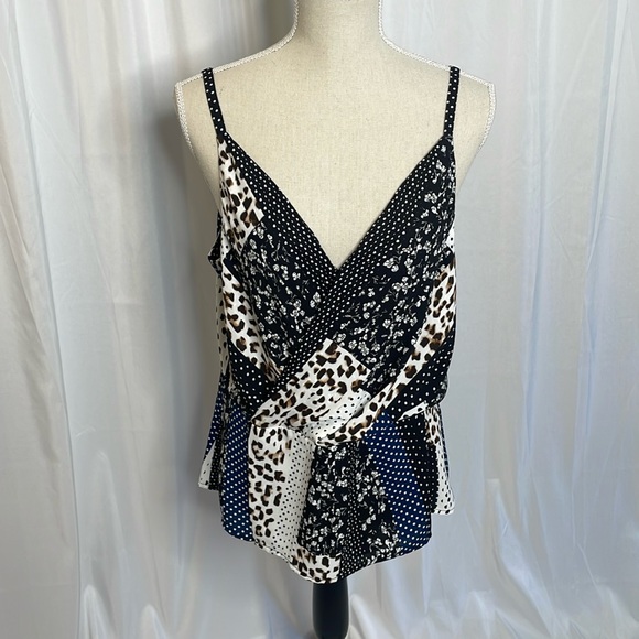 184 Cabi Samantha Crossover animal Print Tank Top Size 12 - Picture 2 of 7